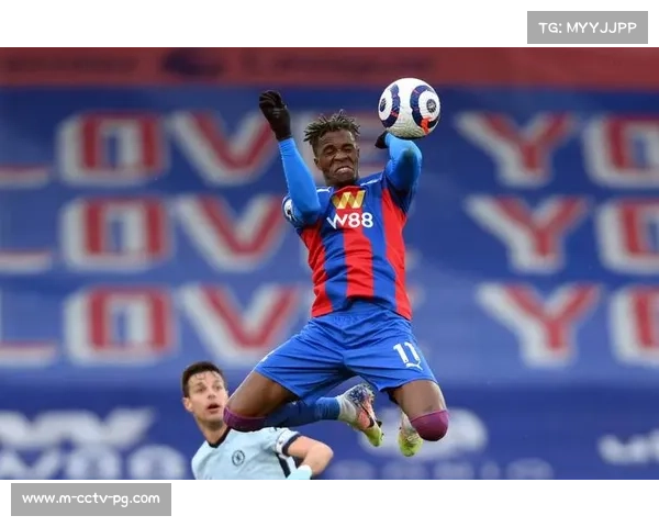 桑德兰2-1逆转水晶宫，终结五轮不胜颓势